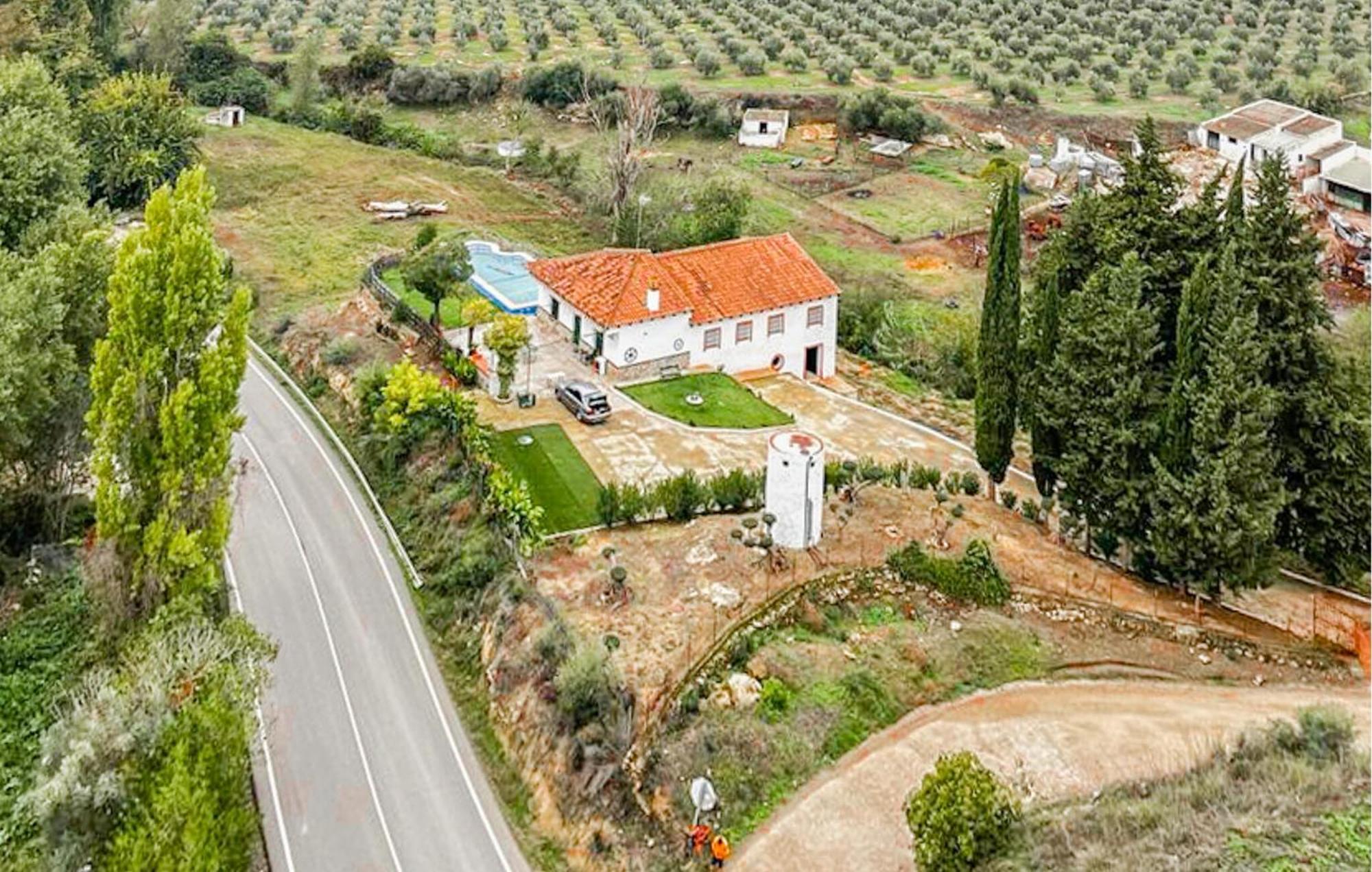 6 Bedroom Amazing Home In La Puebla De Los Infan La Puebla de los Infantes Bagian luar foto